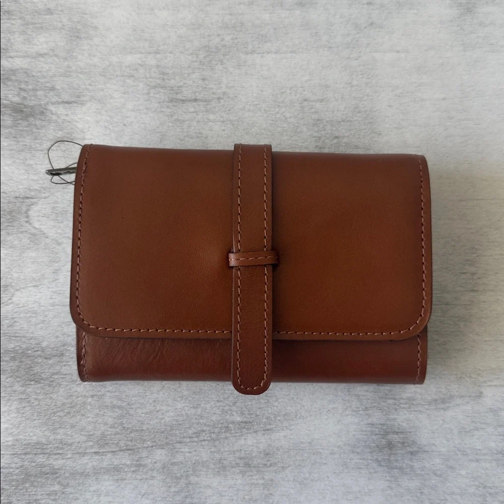 Patricia Nash Perla Trifold Leather Wallet Clutch Tan Brown